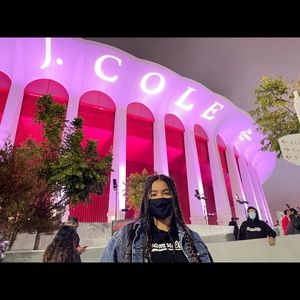 Meet your Posher, Alejandra